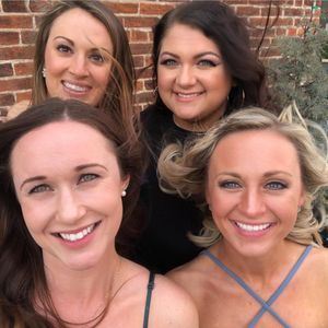 Meet your Posher, Elizabeth